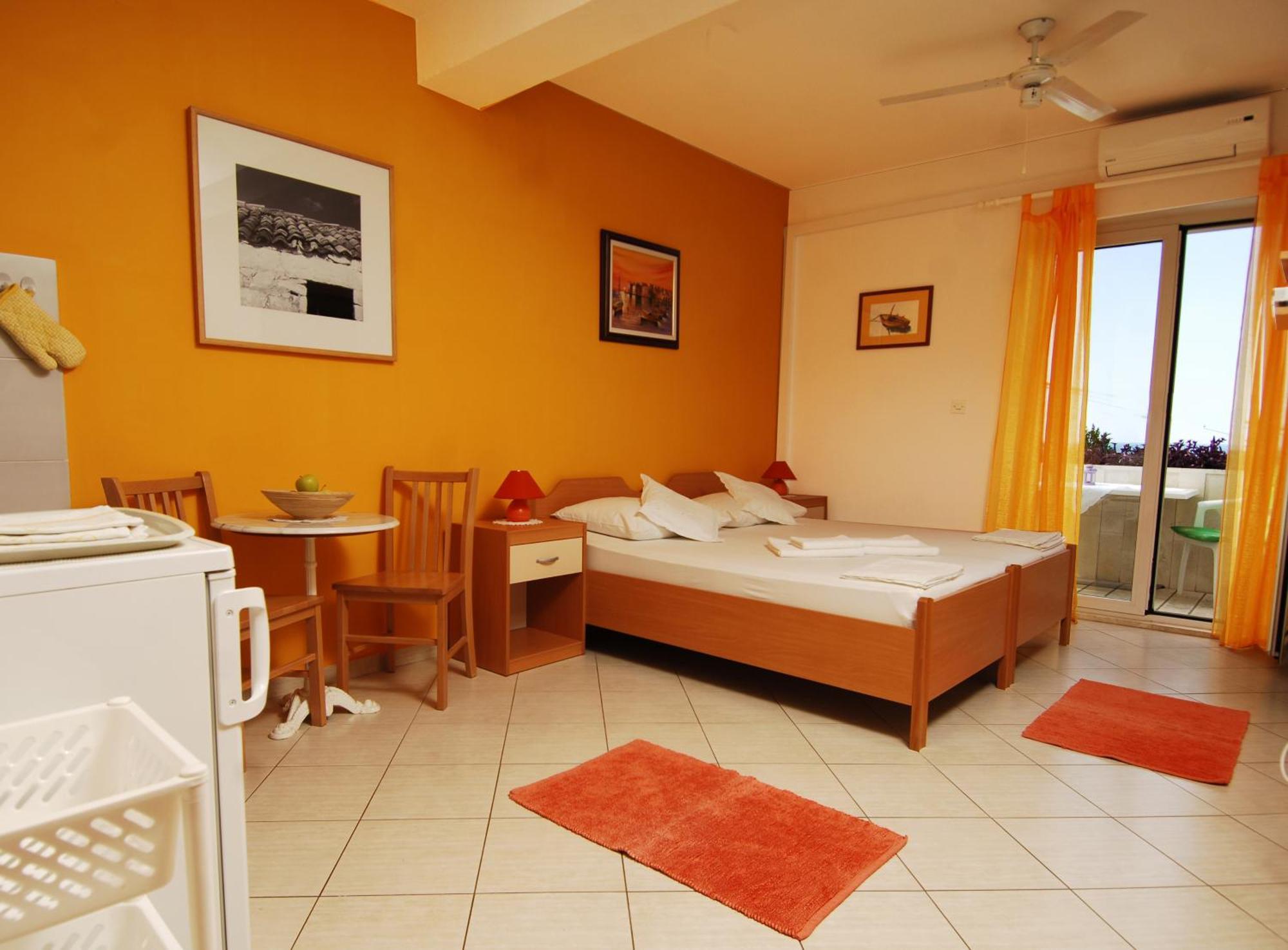 Apartments Mirela Mlini Kamer foto